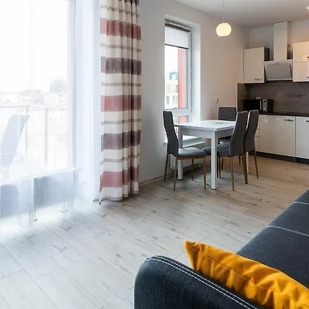 Apartament Bursztyn Apartment